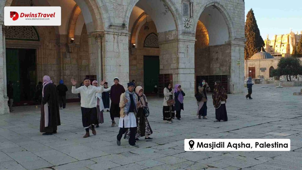 biaya Umroh Plus Dubai Plus Masjidil Aqsa