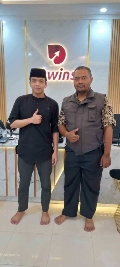 travel haji dan umroh Jakarta Barat